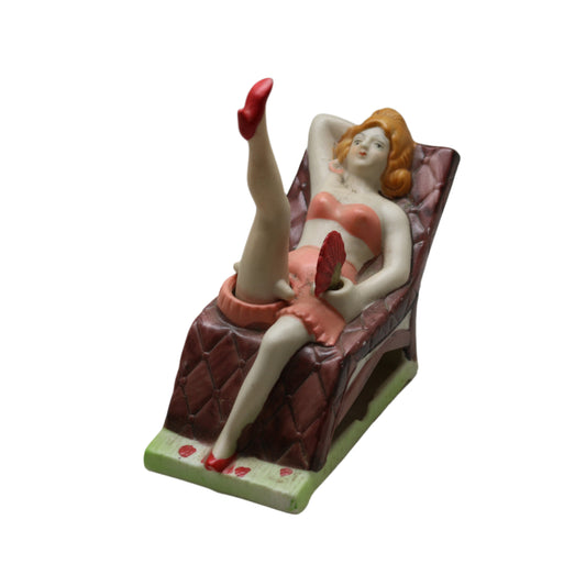 Vintage 1940s Japan Risqué Pinup Girl Naughty Nodder Ashtray with Moving Fan & Legs